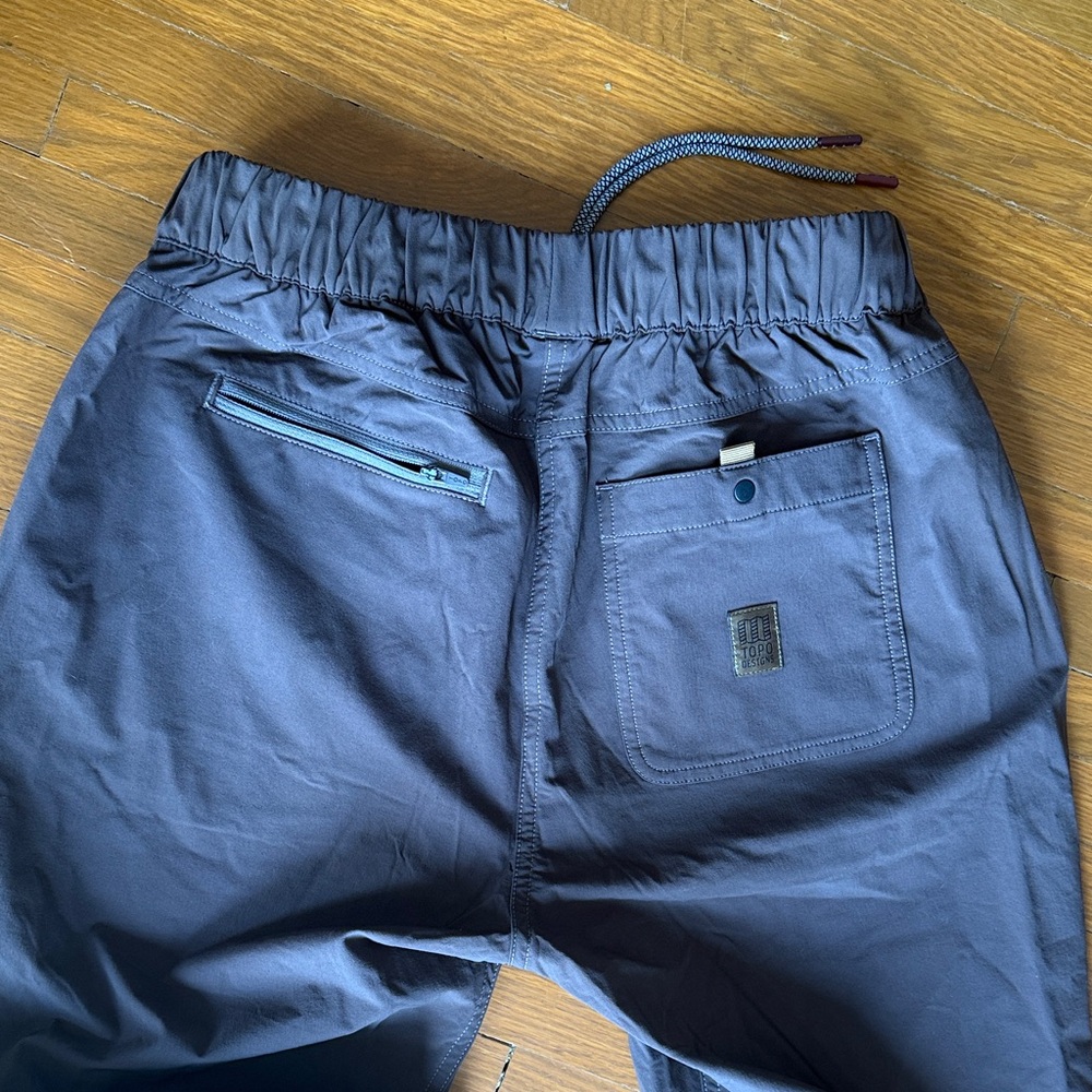 TOPO women’s hiking pants - Picture 9 of 11